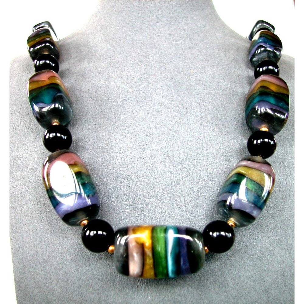Gorgeous Multi Color Resin Beads Long Necklace 28"